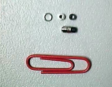 key-assm.JPG (91482 bytes)